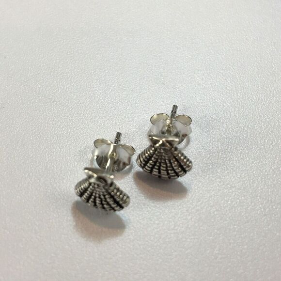 Handmade Sterling Silver Seashell Earrings 925 Posts Shell Studs - Picture 11 of 15